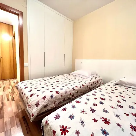Appartement Oriol Center Apartments *